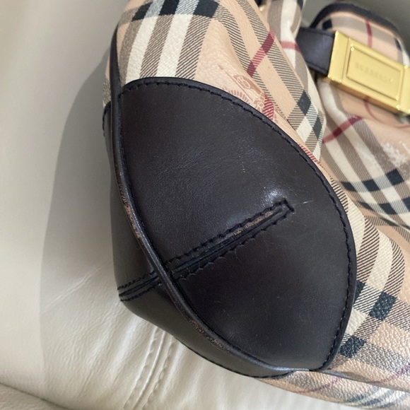 Burberry Haymarket  Nova Check Medium Hobo Handbag - Picture 4 of 16